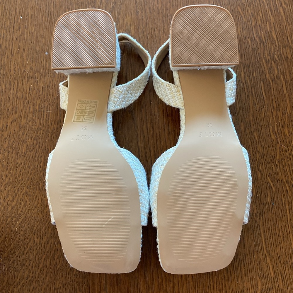 MOTF White Gold Chain Tweed Sandals - Picture 4 of 6